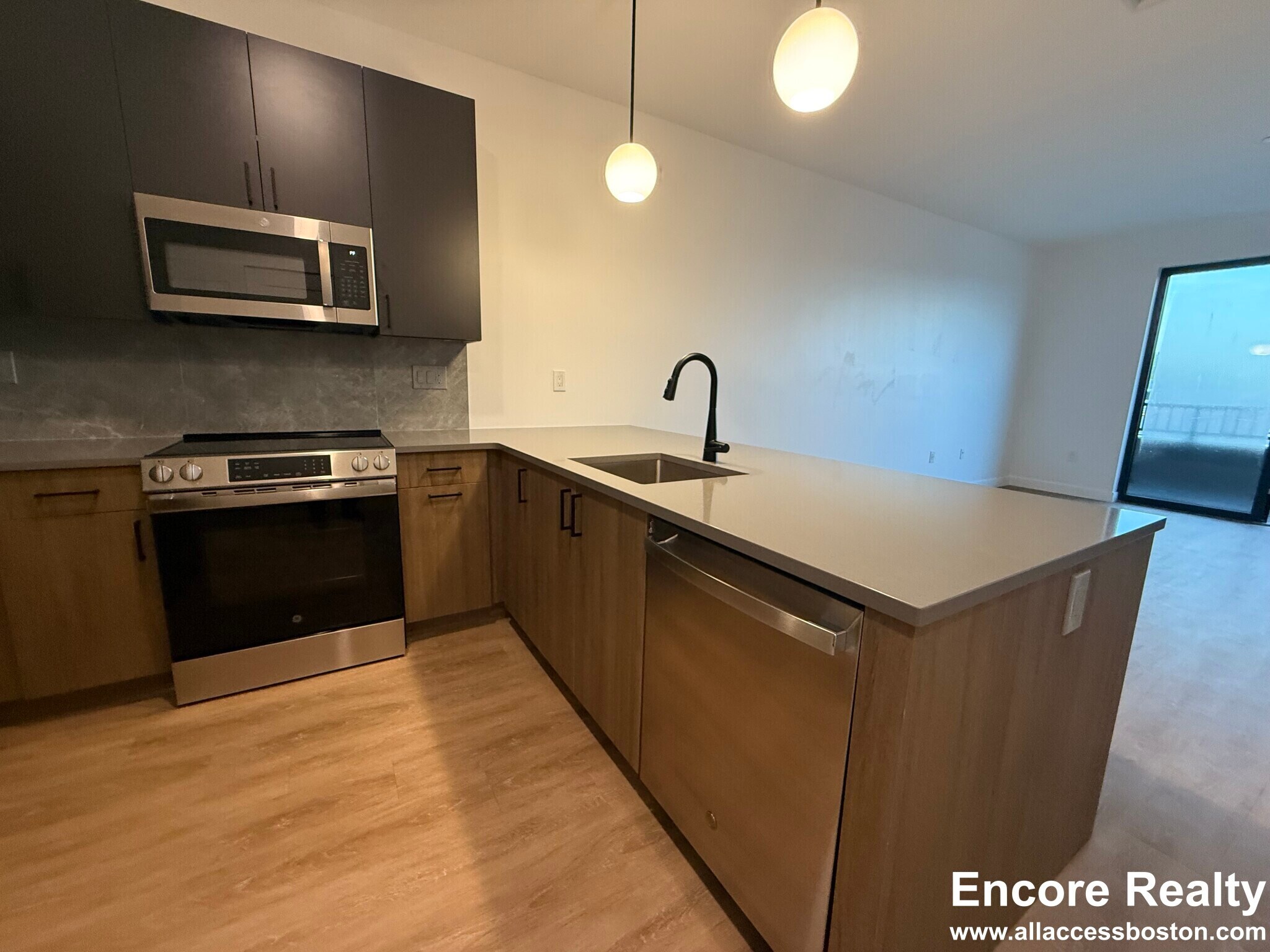 Building Photo - 199 Gardner St