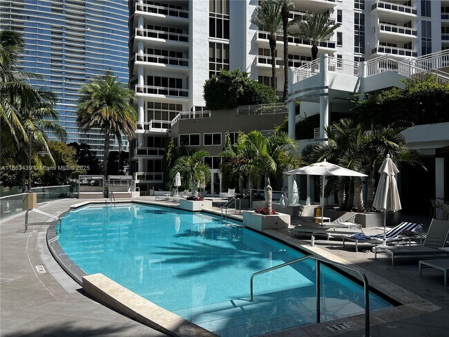 Building Photo - 901 Brickell Key Blvd