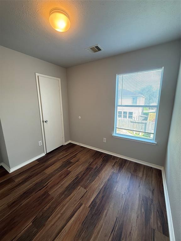 Building Photo - 214 Remington Harbor Ct