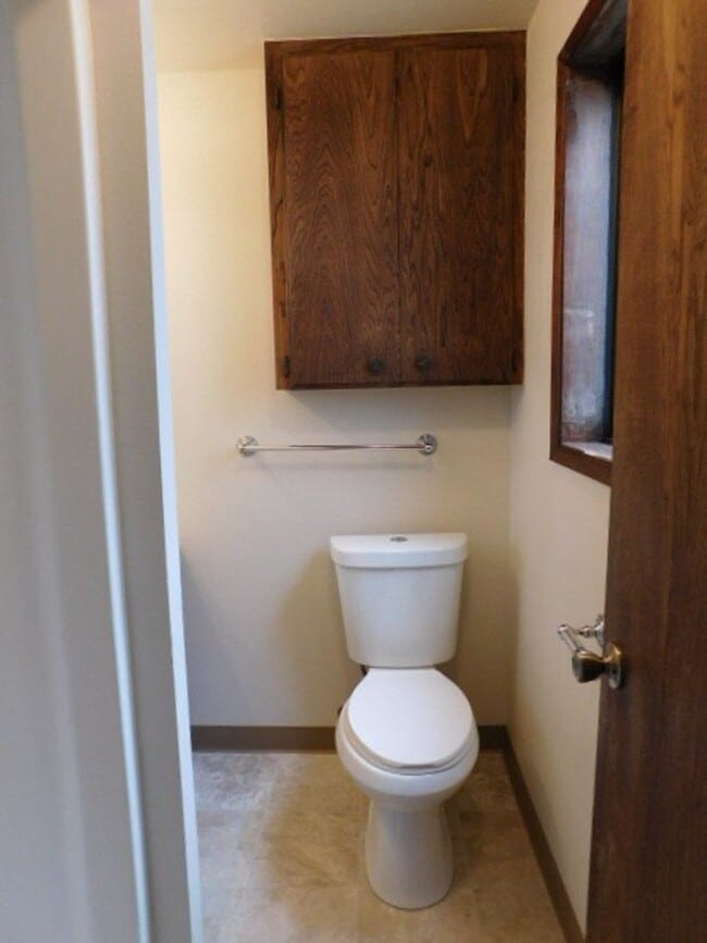 Building Photo - 3Bd/2Ba Single Story House - Available Soon!