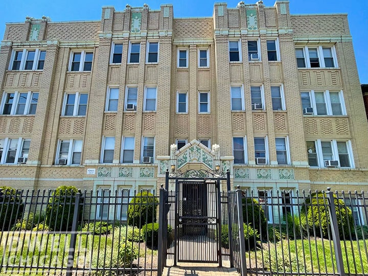 Building Photo - 2610 N Kimball Ave