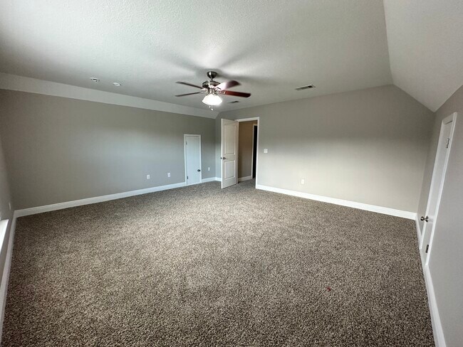 Building Photo - 55 N Knightsbridge Ct