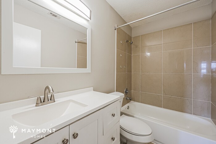 Building Photo - 1515 Heritage Blvd