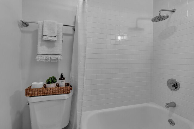 Building Photo - 23 Allen St