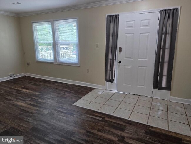 Building Photo - 12119 Salemtown Dr