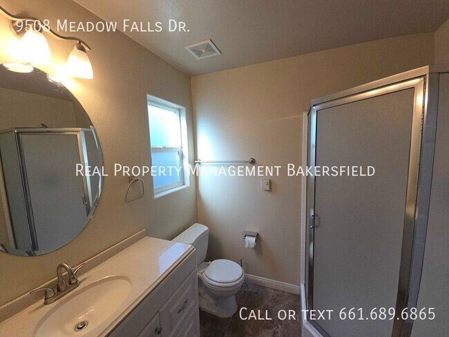 Building Photo - 9508 Meadow Falls Dr