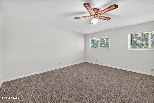 Building Photo - 106 Smithridge Park