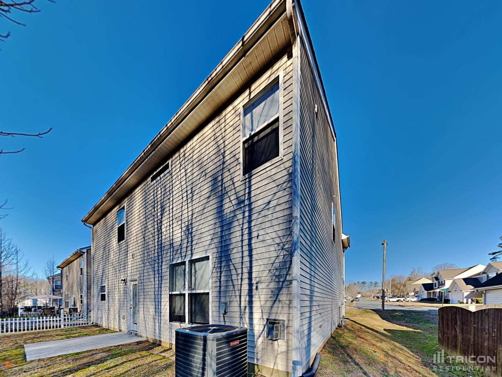 Building Photo - 7909 Bushy Creek Dr