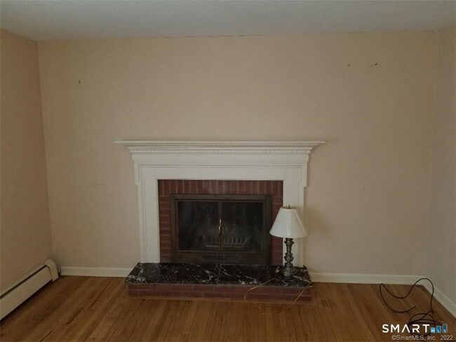 Building Photo - 36 Woodcrest Dr