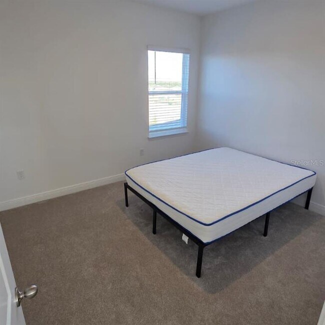 Building Photo - 2068 Asher Ave