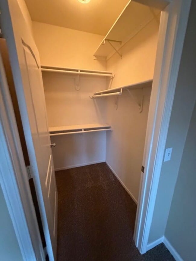 Building Photo - Discover Your Dream Condo with Stunning Mountain Views a 1 Car Garage & Covered carport in NW Ren...