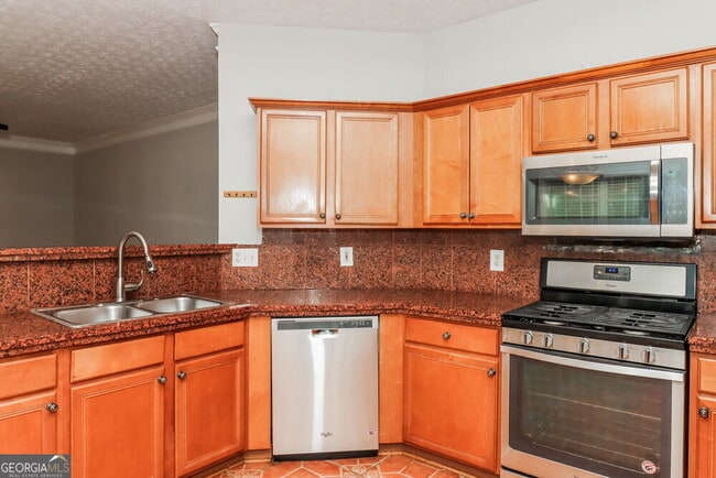 Building Photo - 2159 Caneridge Dr