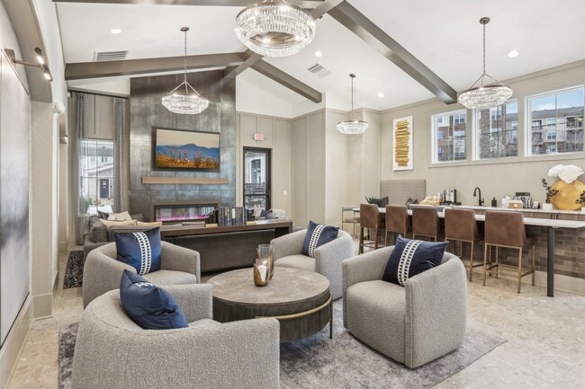 Building Photo - Clairmont at Crabtree