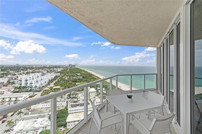 Building Photo - 7330 Ocean Terrace