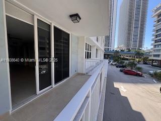 Building Photo - 1801 S Ocean Dr