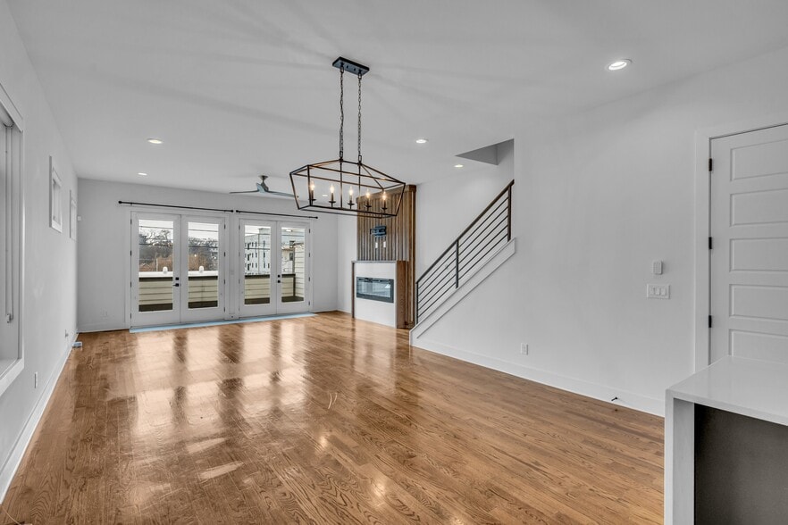 Building Photo - 3325 Felicia St