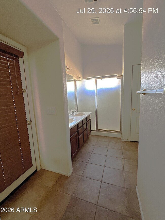 Building Photo - 5431 N Ormondo Way