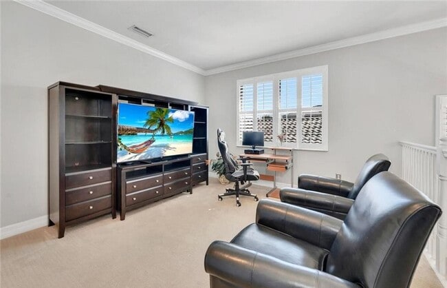 Building Photo - ***STUNNING FURNISHED/ UNFURNISHED ANNUAL*...