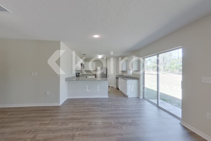 Building Photo - 11146 N G Martinelli Blvd