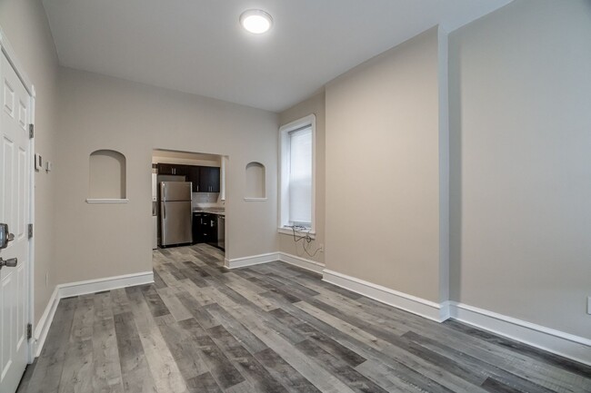 Building Photo - 4129 W Girard Ave