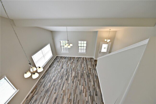 Building Photo - 13003 Sinton Ln