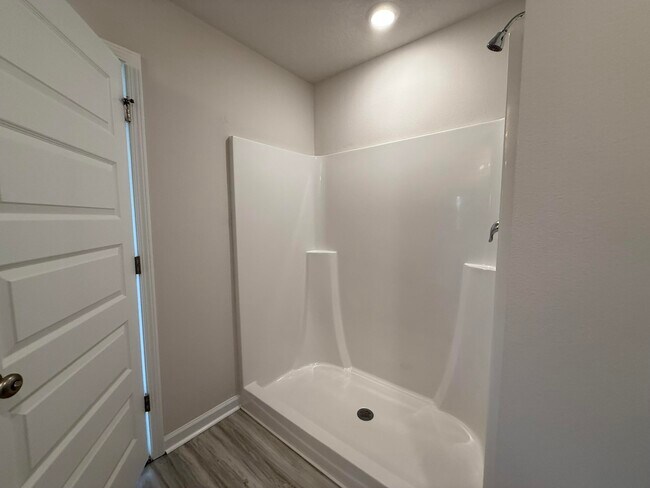 Building Photo - 2800 Tallgrass Ct