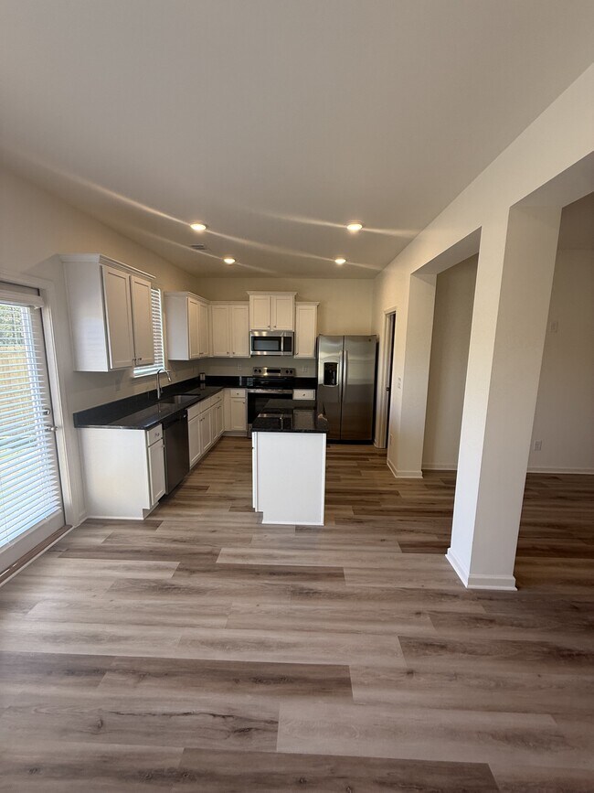 Building Photo - 1019 Homestead Dr