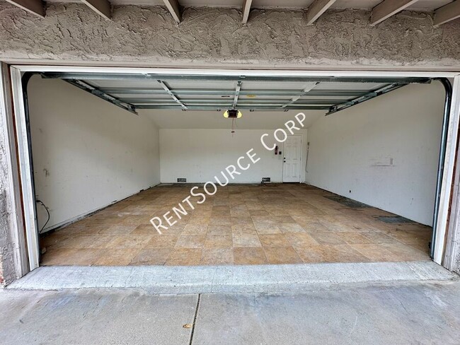 Building Photo - 3 Bedroom, Single Story, Cul-de-sac home f...