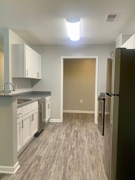 Building Photo - Charleston Place Apartment Homes