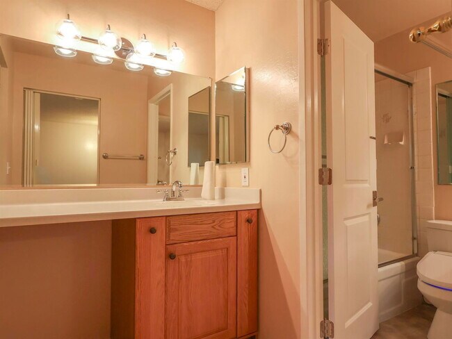 Building Photo - 1484 Carnot Dr