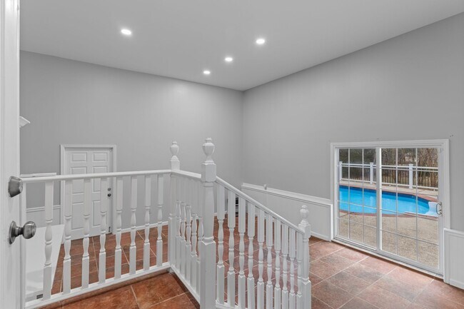 Building Photo - 111 Rea Dr