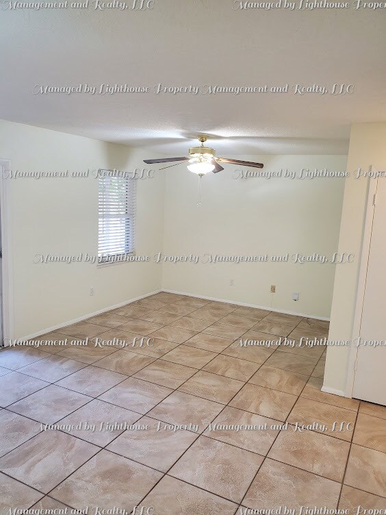 Building Photo - Peaceful Atlantic Beach Townhome