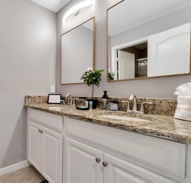 2nd Fl Full Bathroom - 8966 Sugar Palm Rd