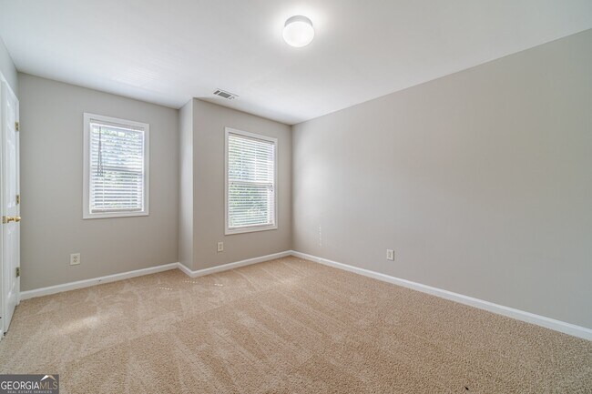 Building Photo - 1346 Upshur Pl NE