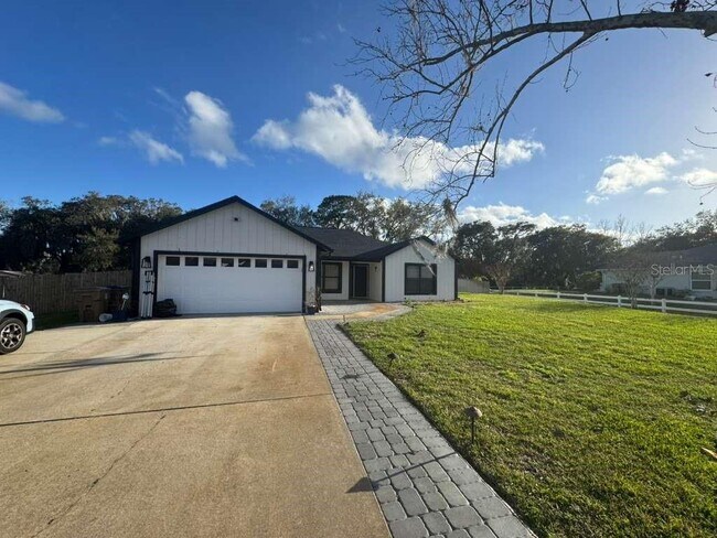 Building Photo - 2045 Jan Lan Blvd