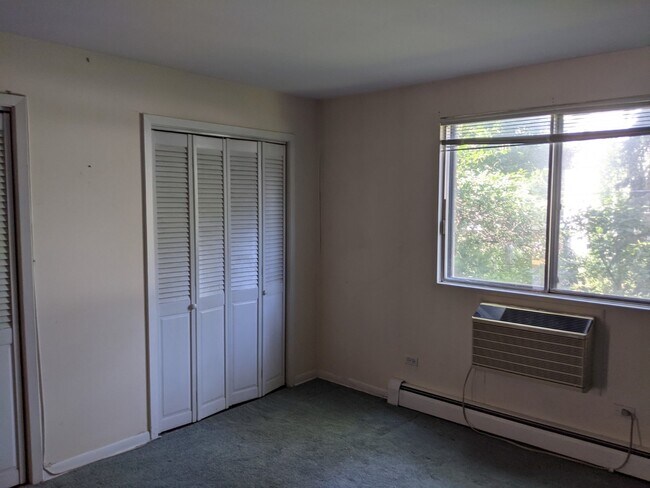Building Photo - 1762 W Highland Ave