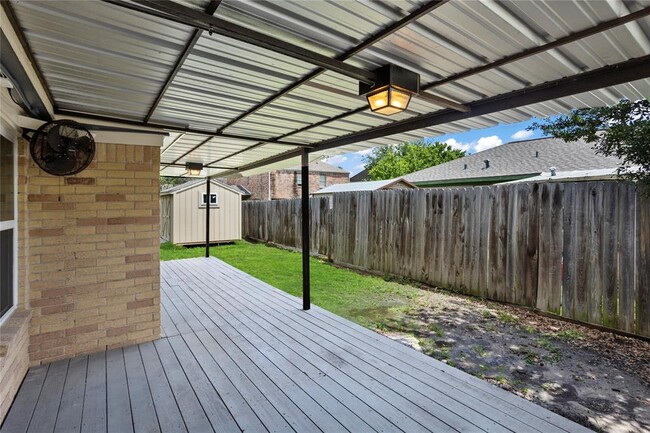 Building Photo - 4640 Orange Cir S