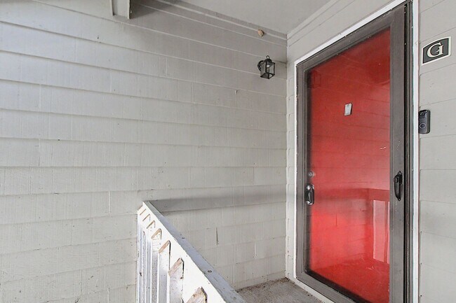 Building Photo - 3200 Heathstead Place