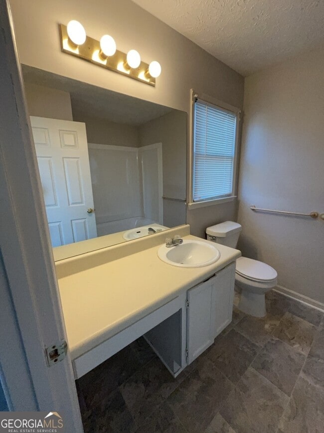 Building Photo - 3528 Jasmine Triangle