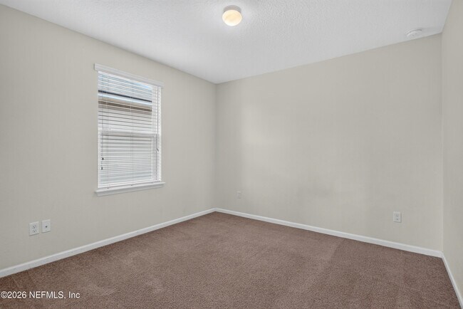 Building Photo - 263 Gilmore Ln