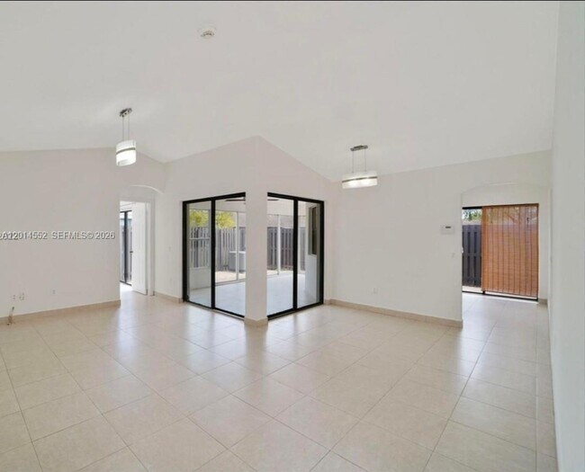 Building Photo - 15270 SW 45th Terrace
