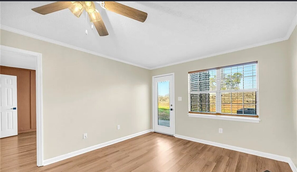 Living room faces back - 2165 S Milledge Ave
