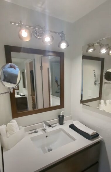 Bathroom 2 - 2244 13th Ave W