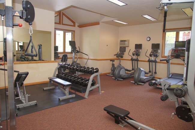 Building Photo - 2900 Blackhawk Ct