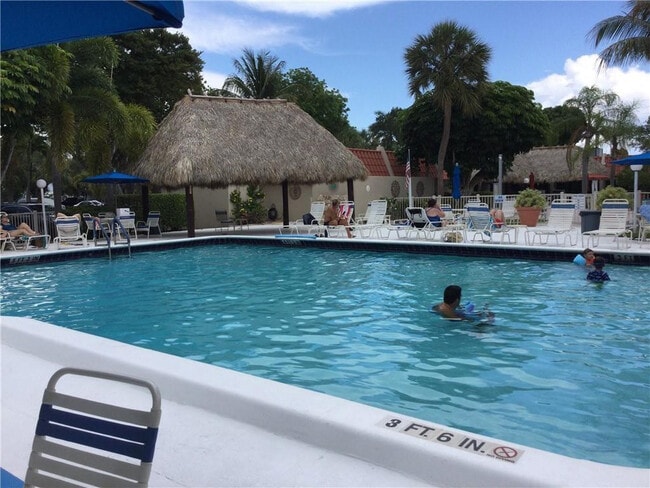 Building Photo - 777 S Federal Hwy