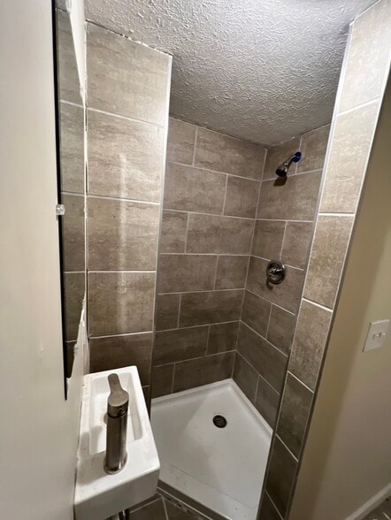 BASEMENT BA - 269 E 13th Ave