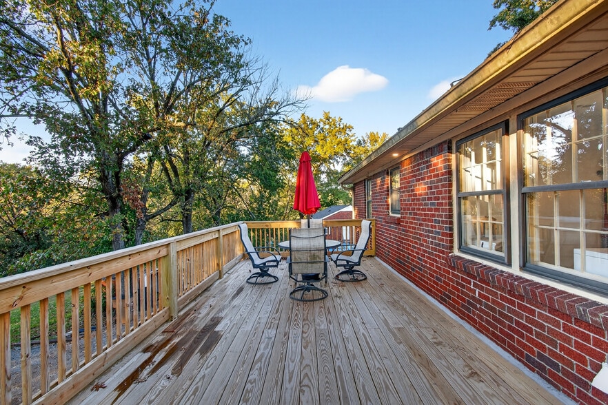 Building Photo - 3409 McGavock Pike