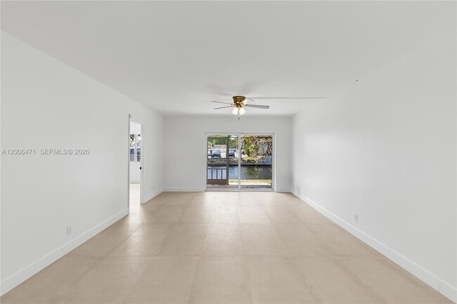 Building Photo - 1400 NE 57th Ct