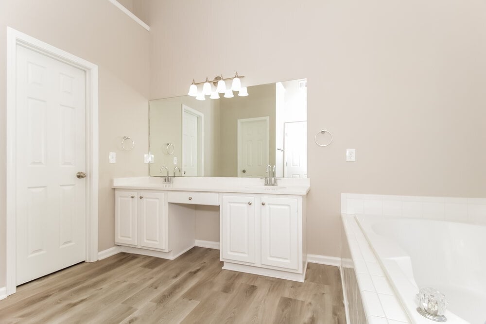 Building Photo - 2674 Neighborhood Walk