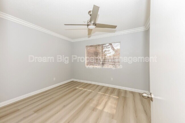 Building Photo - 7882 Angus Way